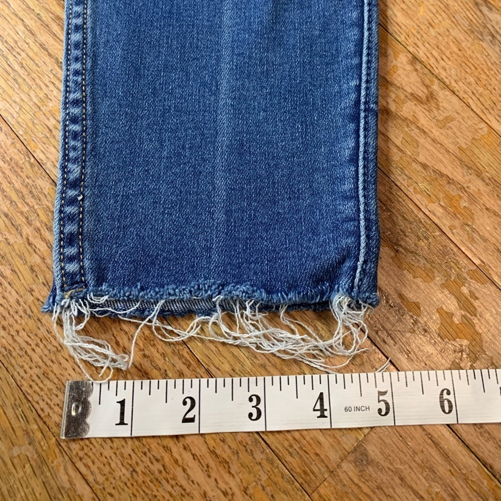 Old Navy Extra High-Rise Rockstar Super Skinny Jeans - 8 - Picture 8 of 8